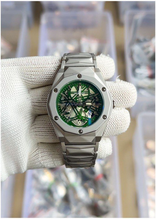 Hublo_t BigBang Tourbillion - J996
