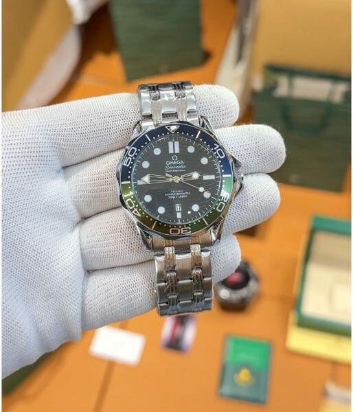 Omeg_a Seamaster Diver 300m - J1373