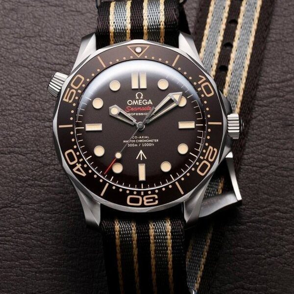Omeg_a seamaster diver 300M automatic