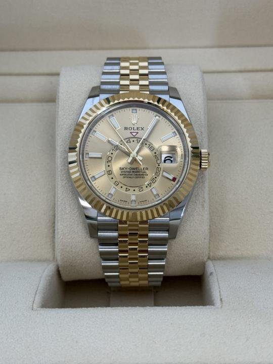 Rolex Sky Dweller
