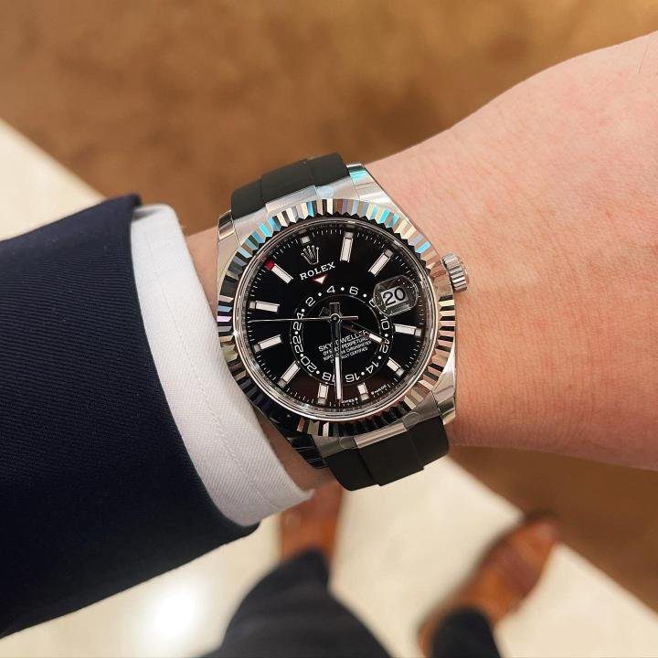 Rolex Sky Dweller - Image 7